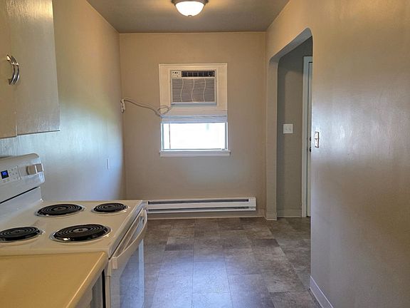 3rd image of 516 E Pine St APT 2