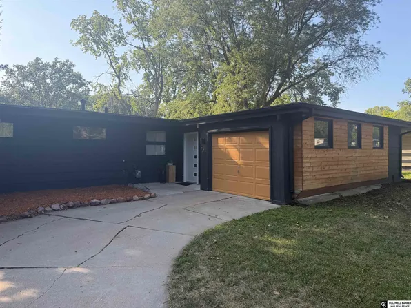 507 Northborough Ln, Lincoln, NE 68505