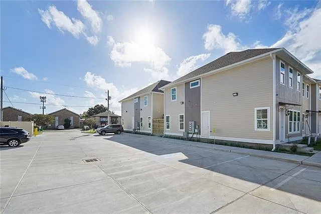 4404 Barnett St #C — Photo 23