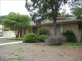 1st image of 834 Twin Oaks Dr