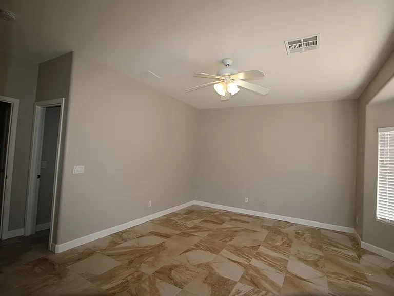 15225 W Shaw Butte Dr — Photo 11