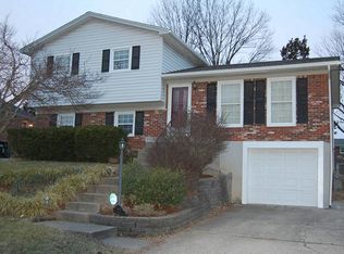 5412 Oakcreek Ln, Louisville, KY 40291