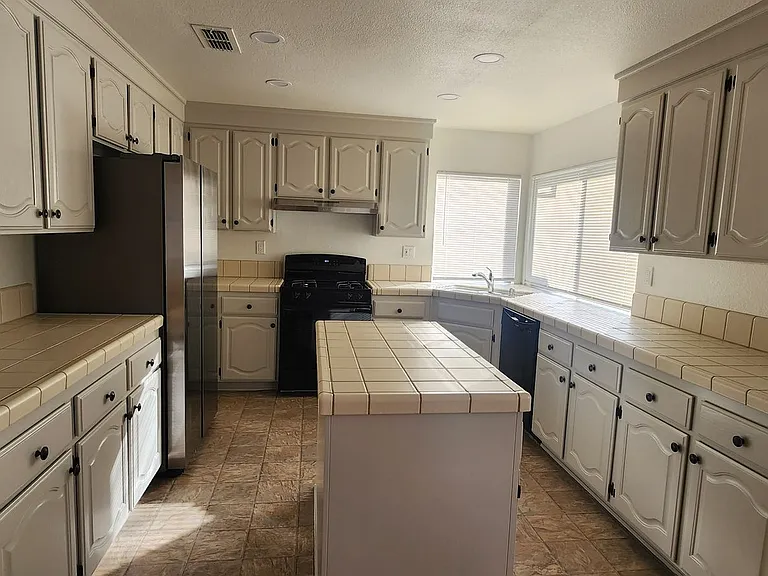 5737 Laguna Quail Way — Photo 10