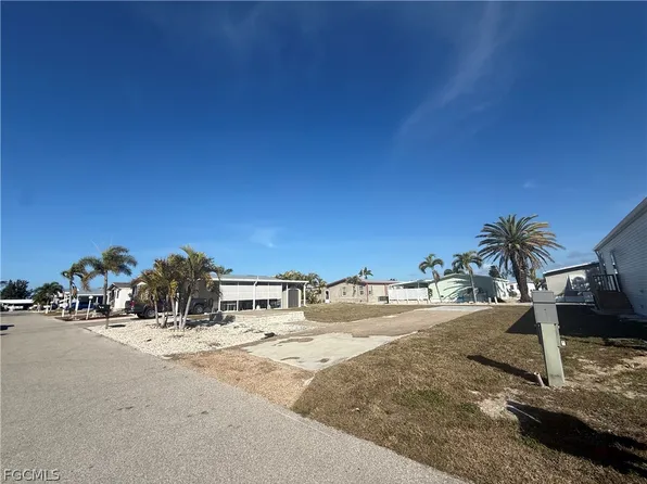 4914 Needle Fish Ln, Saint James City, FL 33956