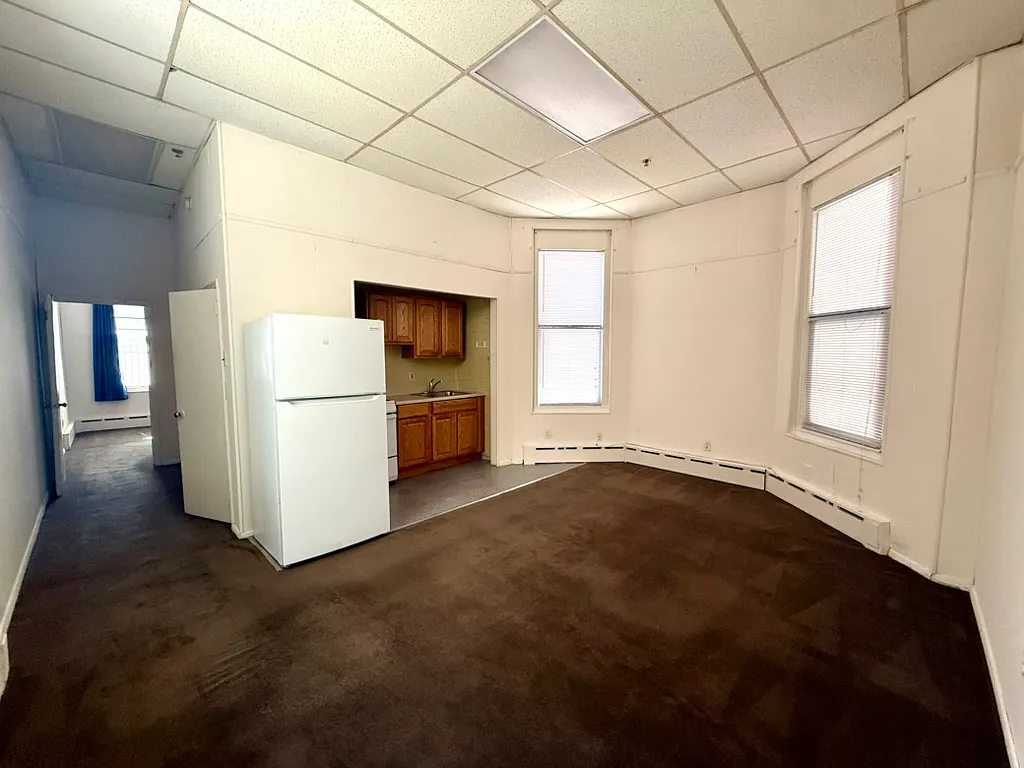 3420 Powelton Ave — Photo 4