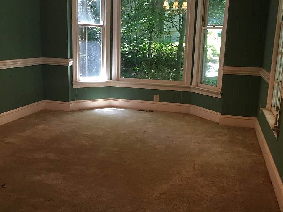 2nd image of 4700 Woodsmith Pl