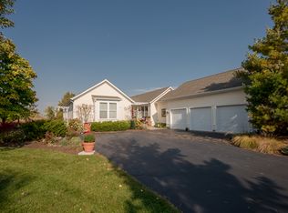 1118 Prairie Trl, Grayslake, IL 60030