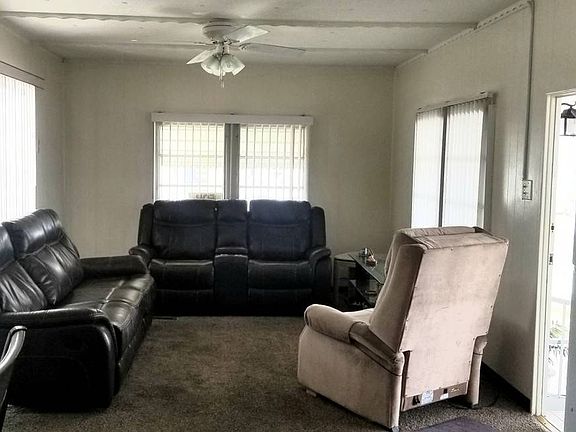 3rd image of 85 Orange Manor Dr