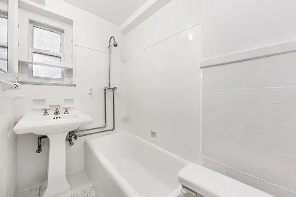 Sold by Douglas Elliman | media 12