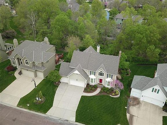 2nd image of 9618 W 128th Ter