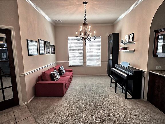 5th image of 6942 Belteau Ln