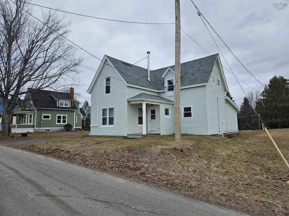 19 James St, Oxford, NS B0M 1P0