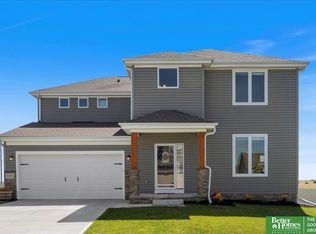 11255 S 114th Ave, Papillion, NE 68046