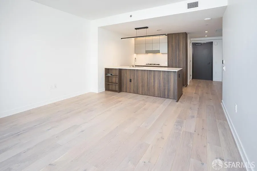 Building Photo - 280 Spear St #28F