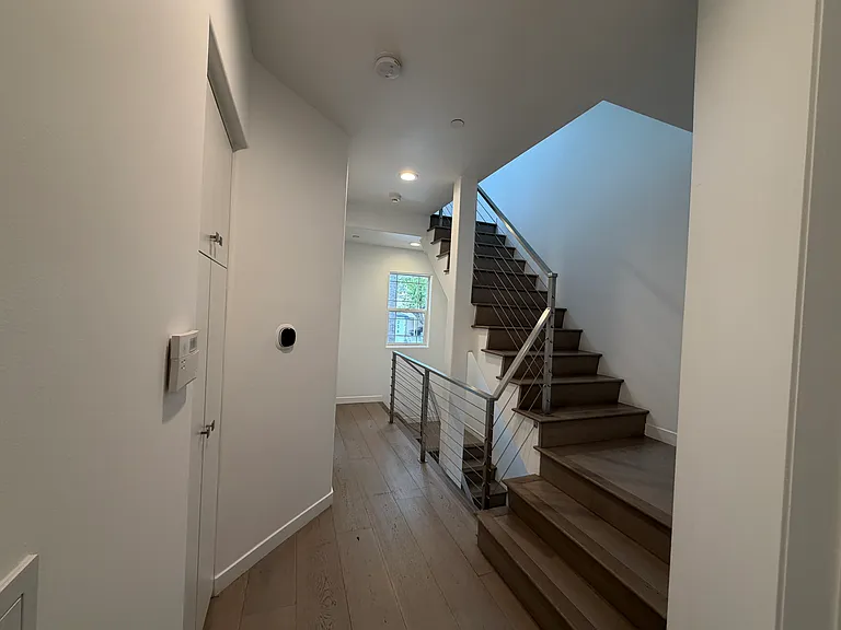 574 E Palm Ave #105 — Photo 47