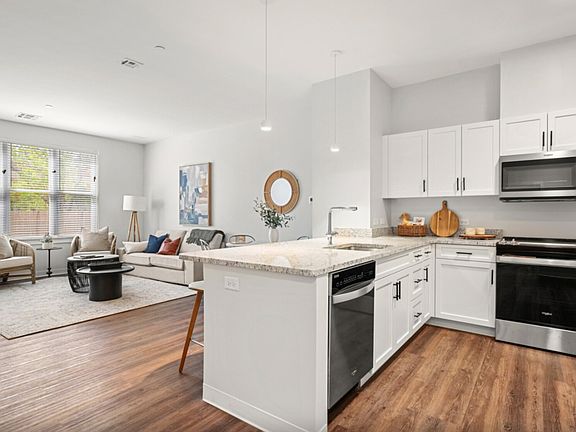 3rd image of 29 Wall St #311