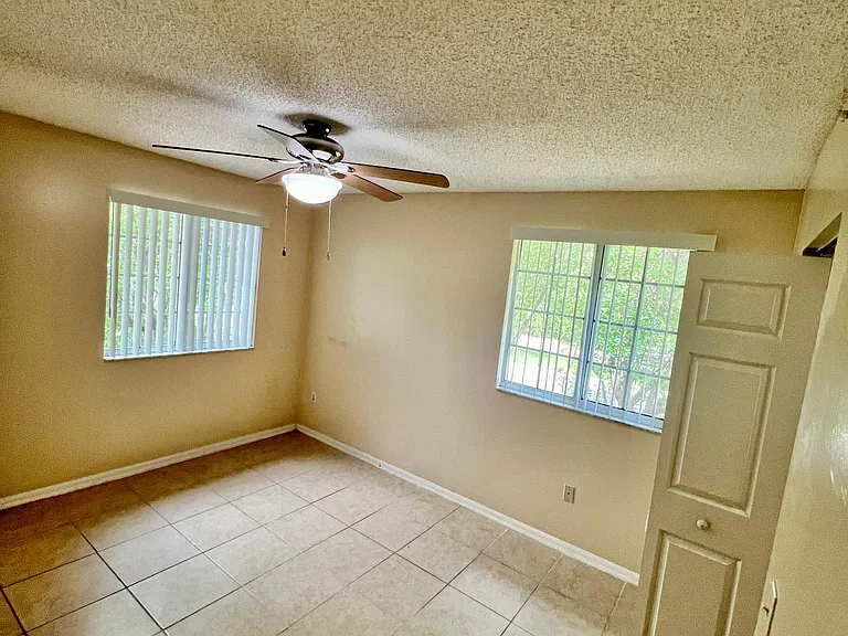 400 Crestwood Ct N #407 — Photo 29
