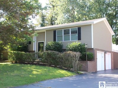 24 University Park, Fredonia, NY, 14063