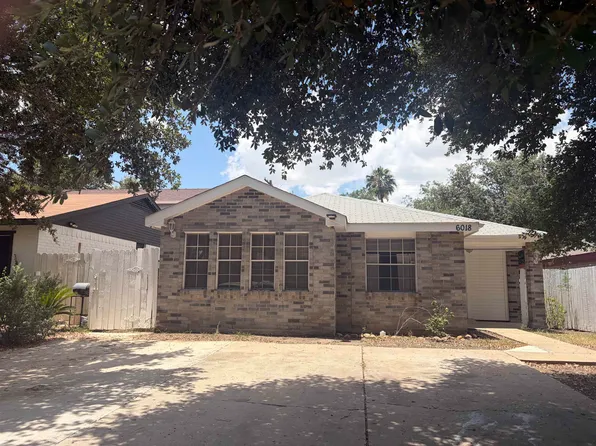 6018 Colt Dr, Laredo, TX 78043