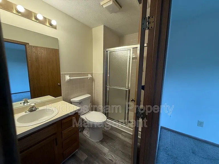 4583 Burchdale St — Photo 10