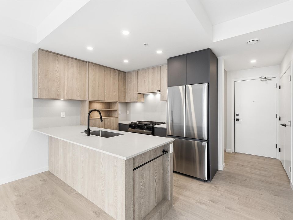 1st image of 19577 65b Ave #512
