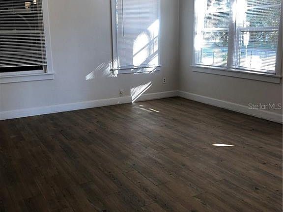 5th image of 1486 Cleveland St