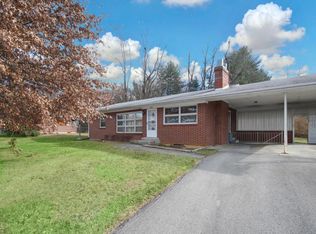 640 Cardinal Dr, Pulaski, VA 24301