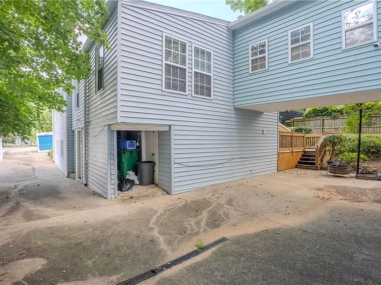 1053 Vista Trl NE — Photo 30