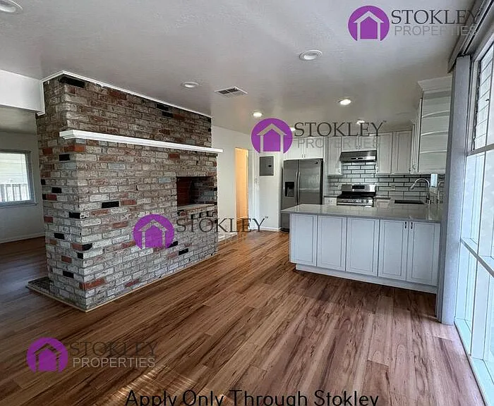 747 Harvard Dr — Photo 21