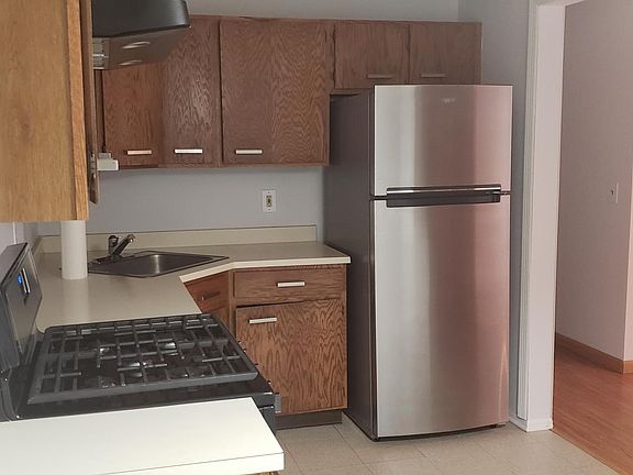 5th image of 103 Sussex Pl #1324