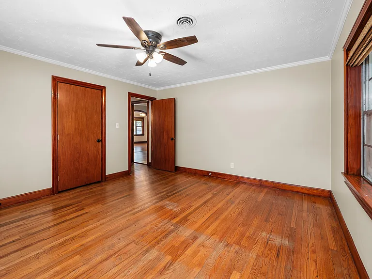 940 Hardeman St — Photo 13