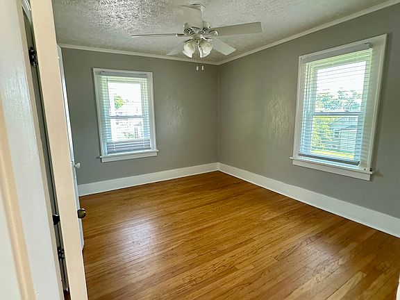 5th image of 203 N 36th St