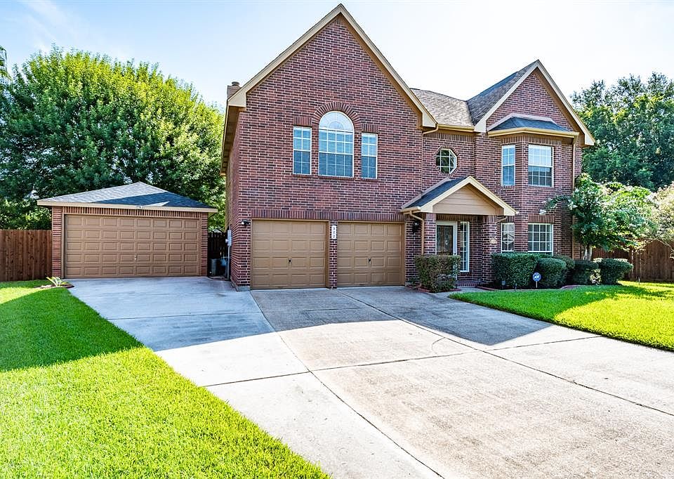 1st image of 322 Dunford Ct