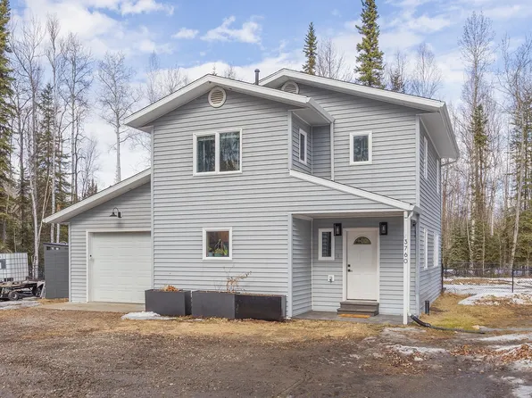 3760 Helensdale Ave, North Pole, AK 99705