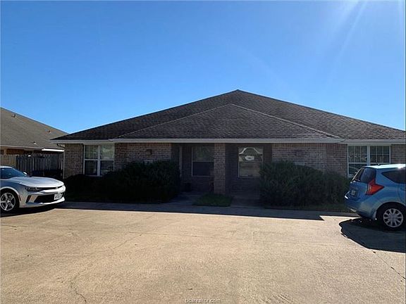 2nd image of 3615 Oldenburg Ct