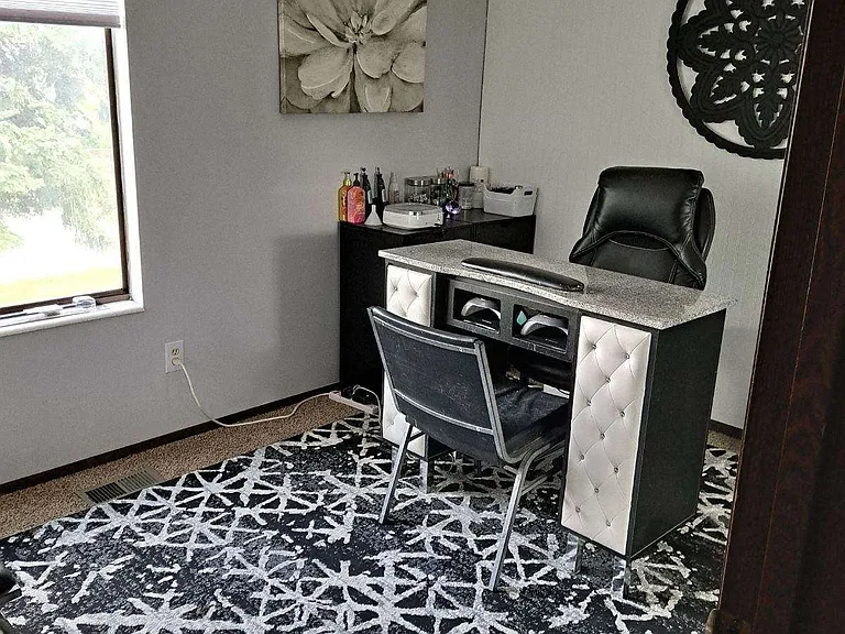 1024 N 1025 E — Photo 16
