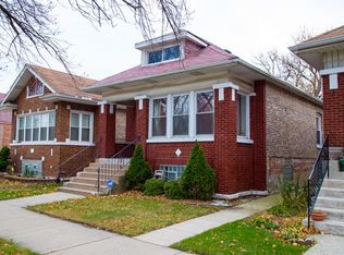 8342 S Crandon Ave, Chicago, IL