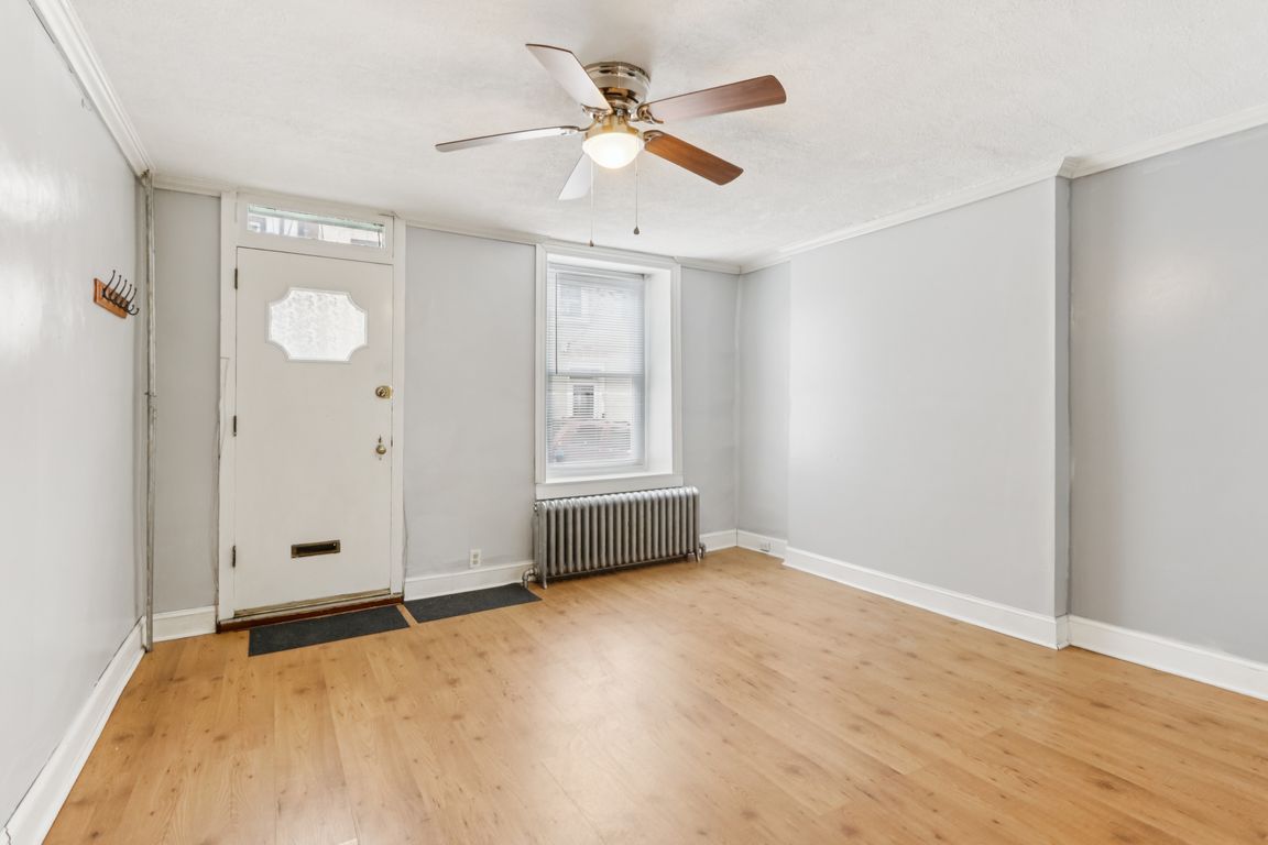 Conarroe St-S0208-004.jpg