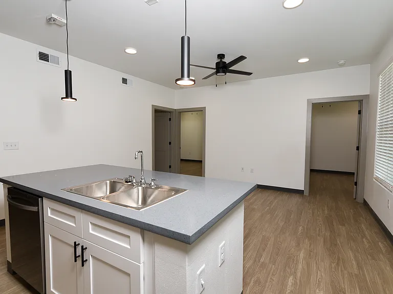 1404 Tabor St #103 — Photo 16