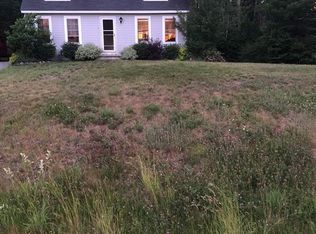 3 Mary Ann Dr, Gorham, ME 04038