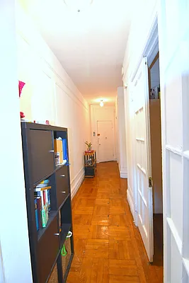 Rented by Manhattan Spaces | media 13
