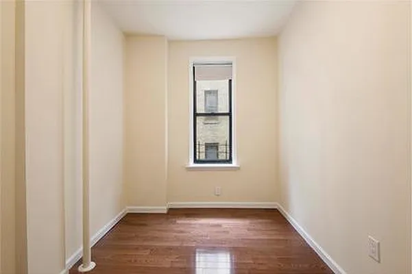 Rented by Nest Seekers International | media 8