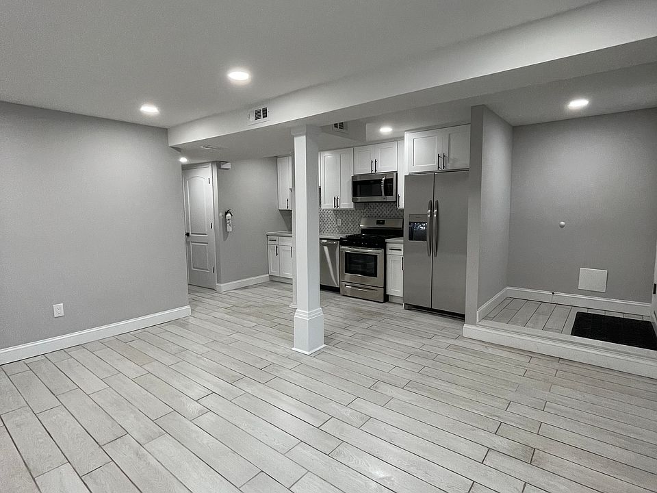 1st image of 200 Westminster Pl APT 1