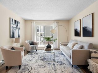 69 S Country Village Mnr NE #5209, Calgary, AB T3K0P1