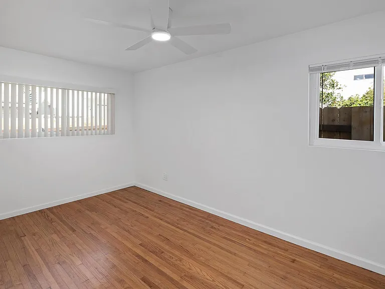 3970 Lamont St — Photo 24