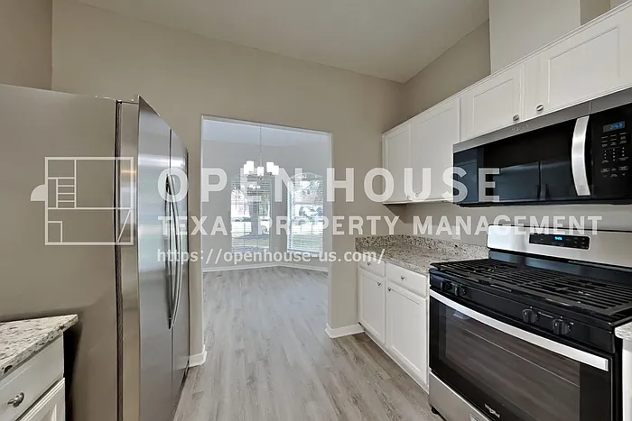 15323 Fir Woods Ln — Photo 5