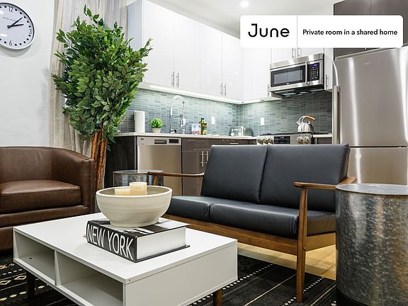 5th image of 2053 Frederick Douglass Blvd APT 2D