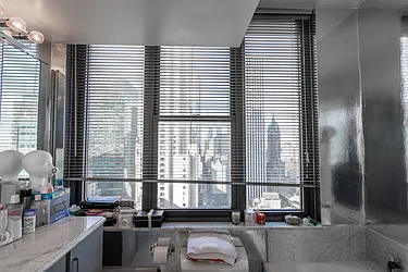 Rented by BARNES New York