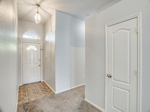 3rd image of 8320 Trinity Vista Trl