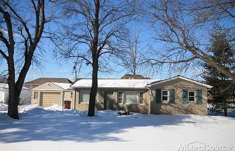 3rd image of 51601 Neumaier Dr